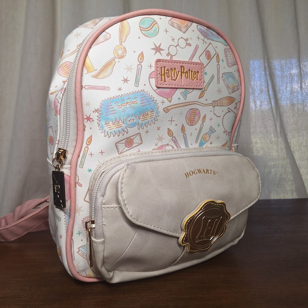 Wizarding world of harry potter hogwarts invitation mini backpack NWT pastel - Picture 8 of 8